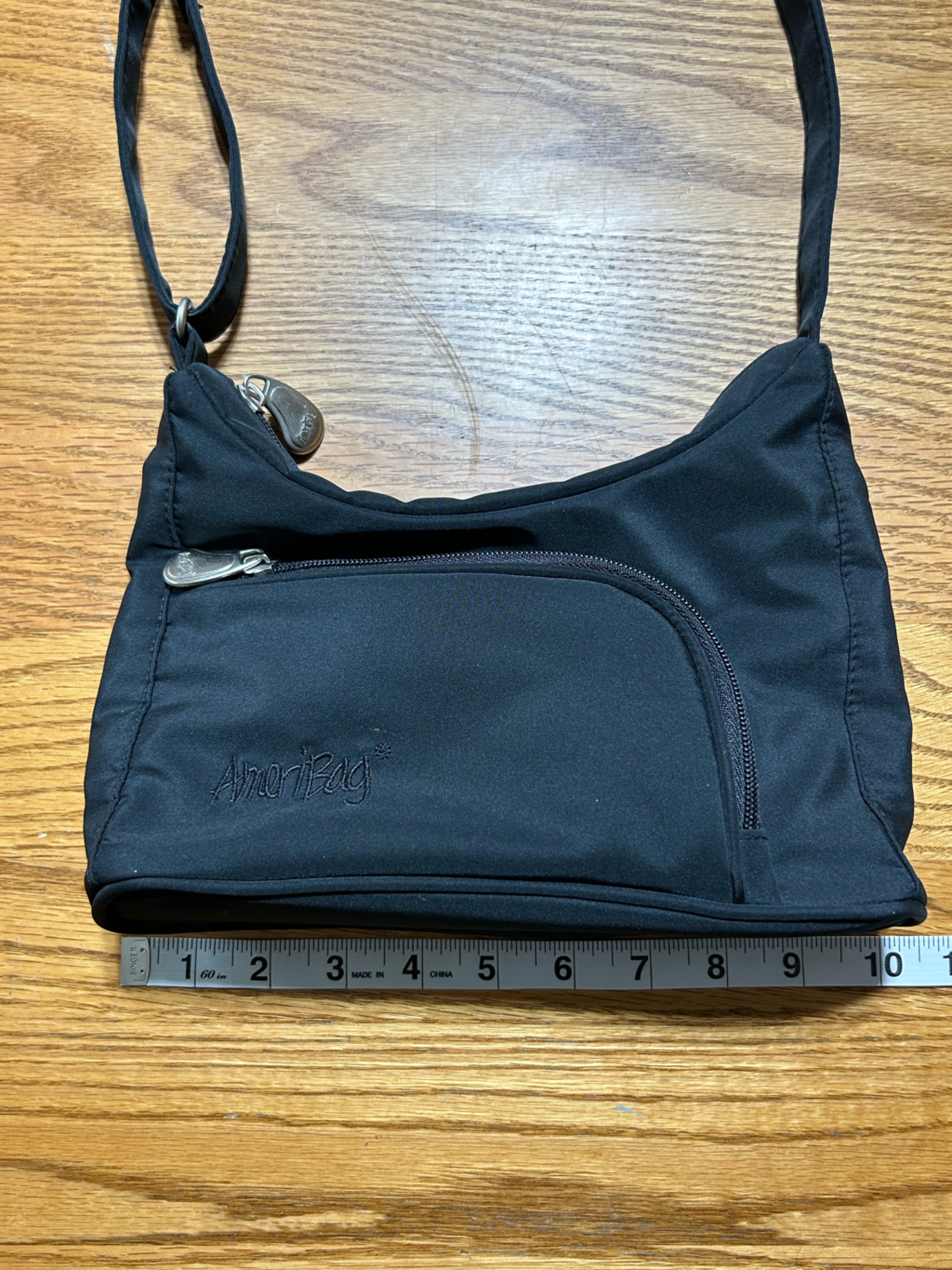 Women’s Ameribag Healthy Back Shoulder Bag Black With Silver Accent — image 6 of 8